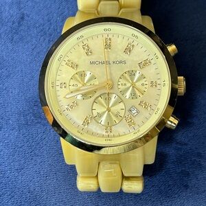 Michael Kors Jet Set Resin Horn Watch